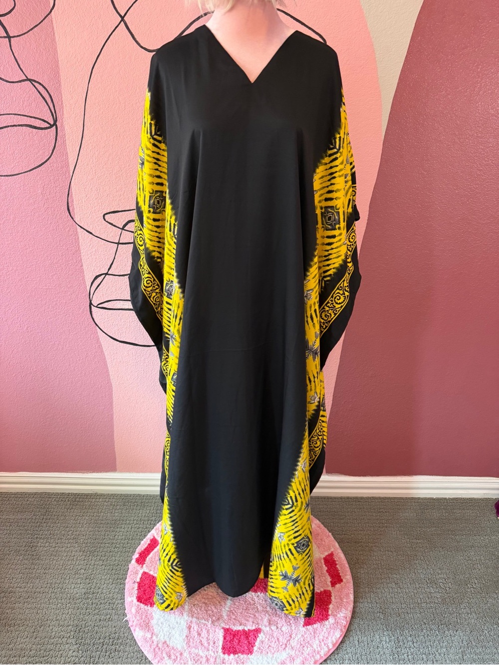 Goddess Black & Yellow V-Neck Beach Caftan - Picture 2 of 7